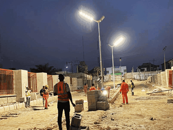 China's SOLWAY helps South Africa develop and utilize solar street lights