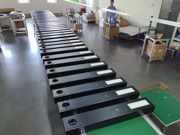 Solway solar street light pole ispl-gw has been produced and shipped